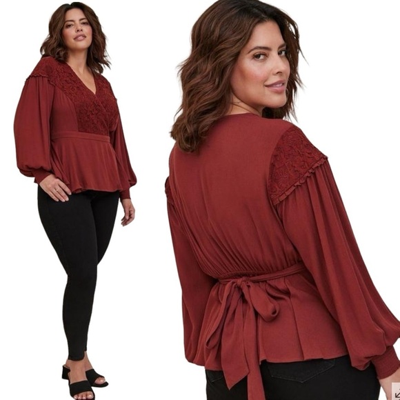 Torrid Crinkle Gauze Lace Inset Surplice Top Size 3X - Picture 1 of 8